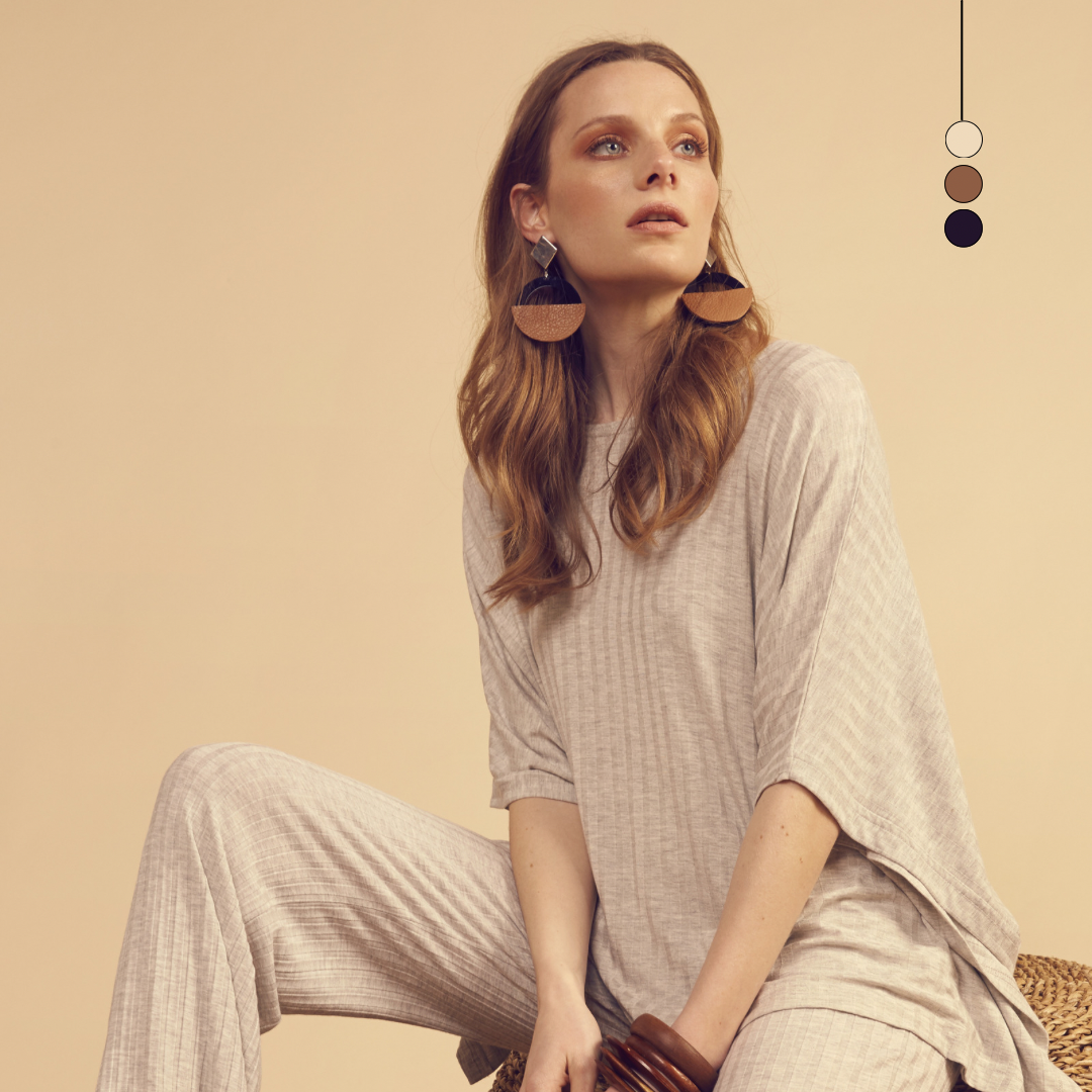 BEISPIEL/MUSTER Geripptes Loungewear-Set in Beige (Oversize-Shirt & Weite Hose)